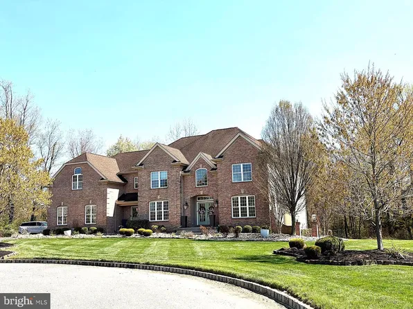 233 Glenhaven Ct, Woolwich Township, NJ 08085