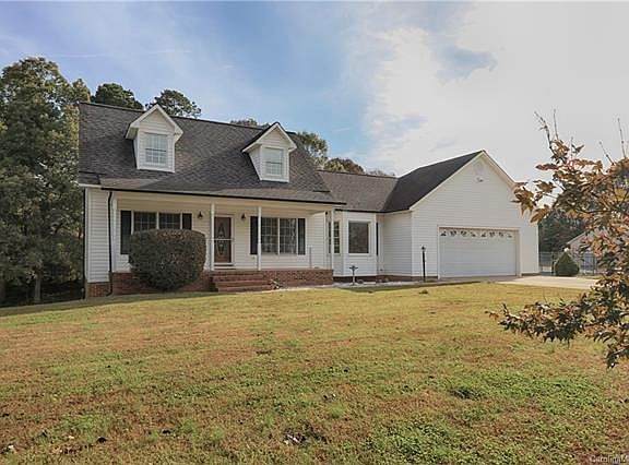 2nd image of 134 Southview Dr