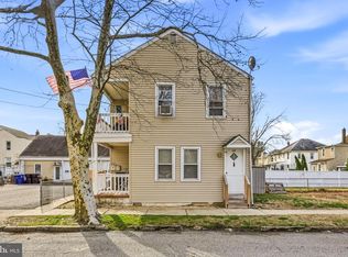 210 3rd St, Riverside, NJ 08075