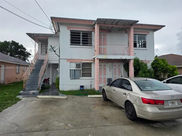 1472 W 34th St, West Palm Beach, FL 33404