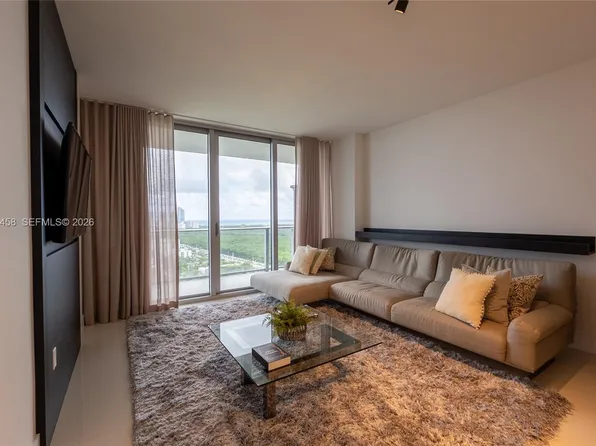 16385 Biscayne Blvd #3117, North Miami Beach, FL 33160