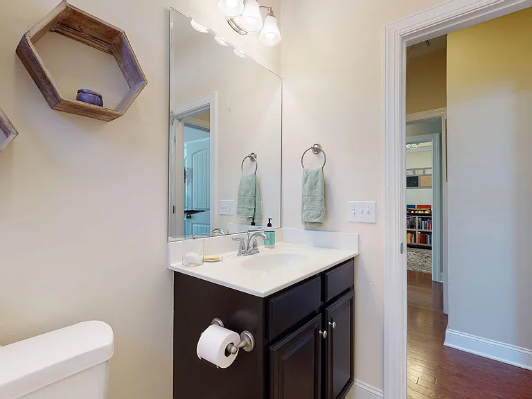 505 Pinehurst Cir — Photo 47
