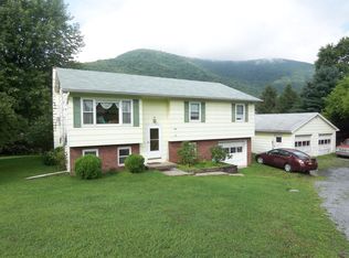 181 Edgewood Dr, Jersey Shore, PA 17740