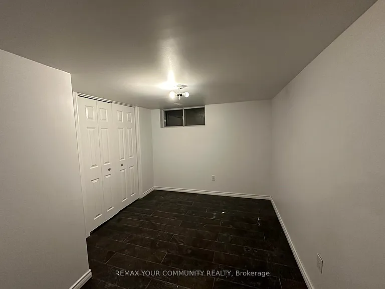 90 Binswood Ave #LOWER LEVEL — Photo 6