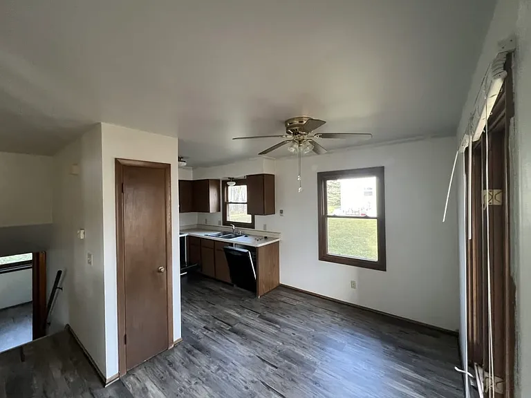 857 S Imperial Dr — Photo 4