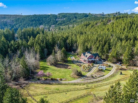 Welcome home! Your secluded and private retreat awaits you!