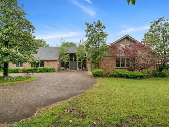 910 Burnham Rd, Fort Smith, AR 72903