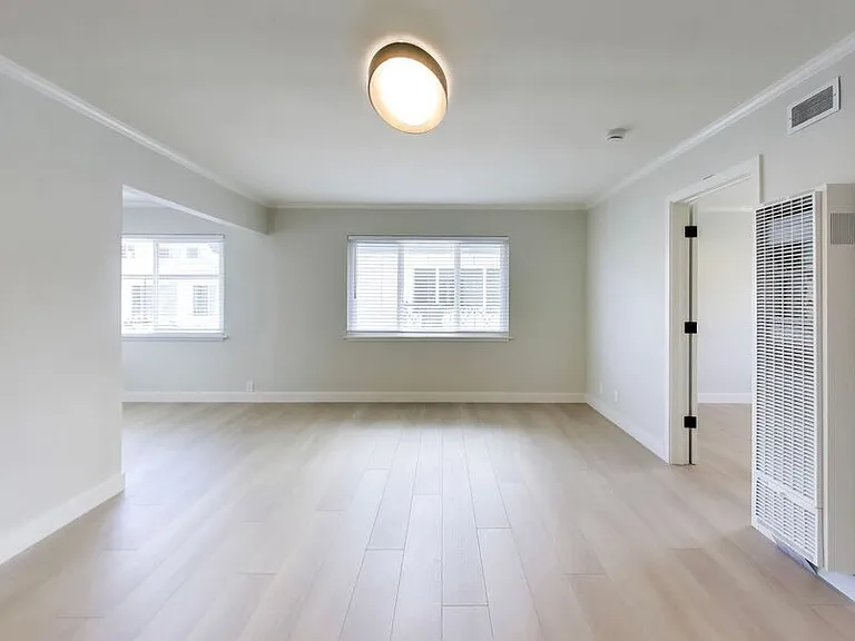 1249 Oak Grove Ave #3 — Photo 3