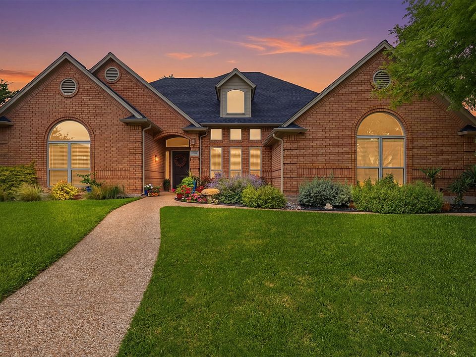 1st image of 11816 River View Way