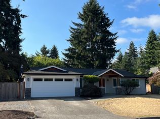 10205 NE 139th St, Kirkland, WA 98034