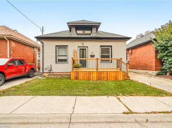 25 Alonzo St, Brantford, ON N3R 1A1