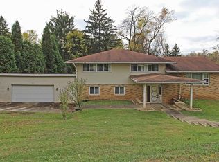 131 Sunset Ave, Wellsburg, WV 26070