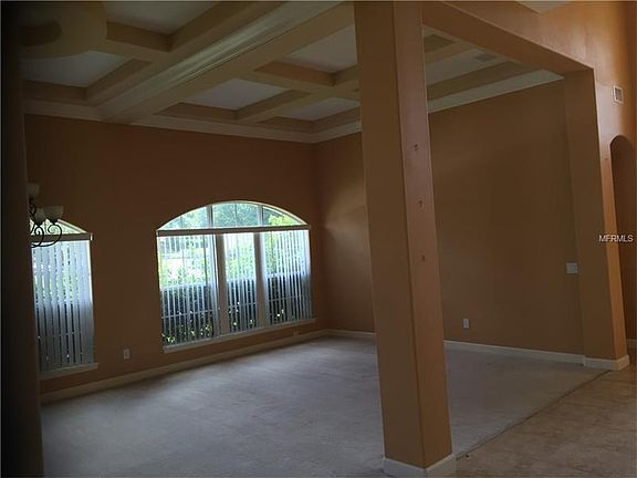 3rd image of 103 Harrington Ct