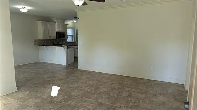 9725 Kinglet Dr — Photo 23