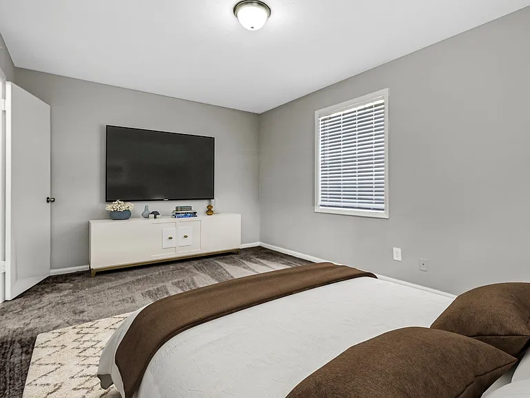 Parkview Apartments & Townhomes — Photo 10