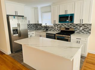 215 Lakeview Pl FLOOR 2, Bronx, NY 10471