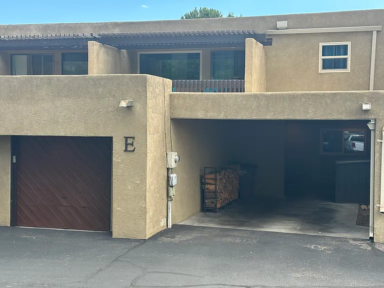 793 Tramway Ln NE #E — Photo 3