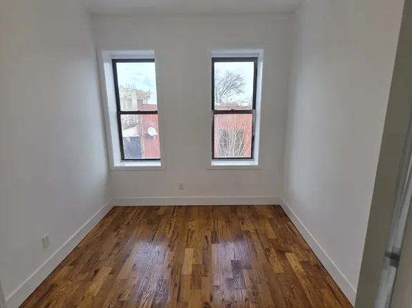 (undisclosed Address), Brooklyn, NY 11207