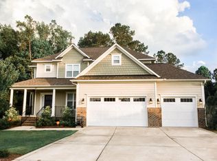 4119 Fallberry Dr, Fayetteville, NC 28306