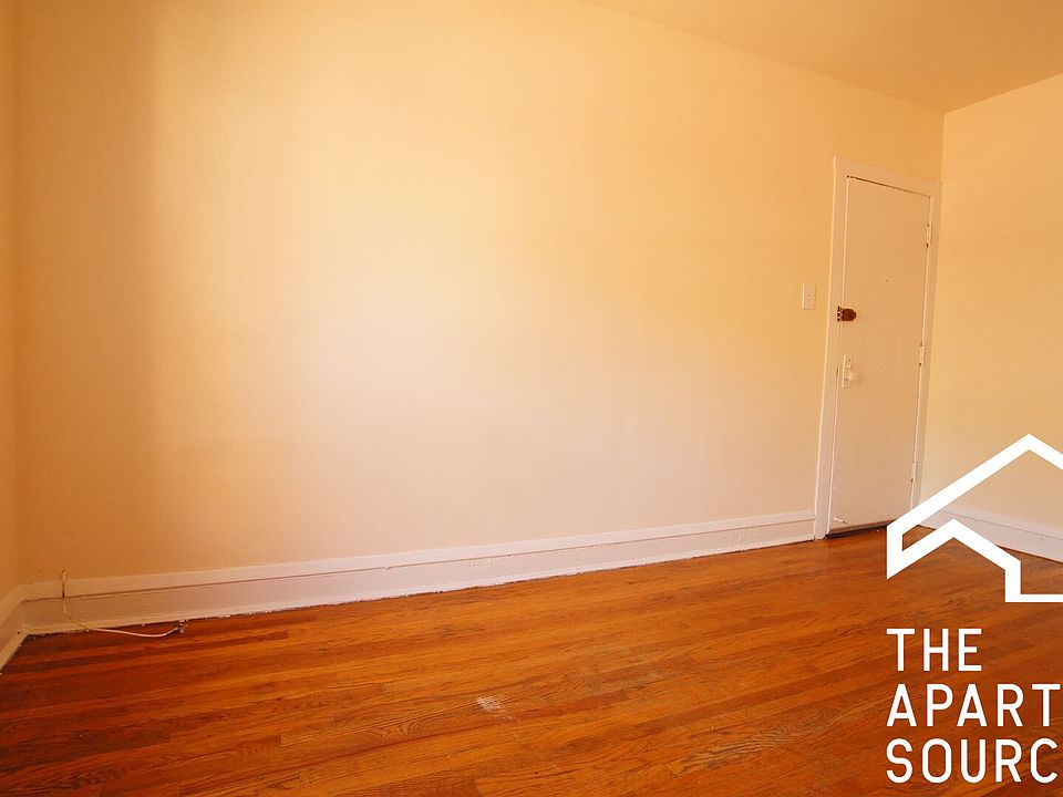 1st image of 3308 W Schubert Ave APT 2T