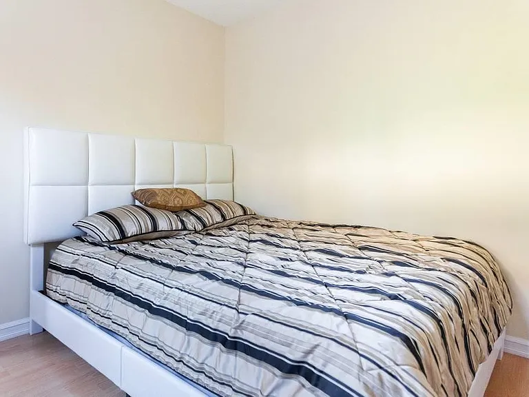 6000 Goldsmith Dr — Photo 14