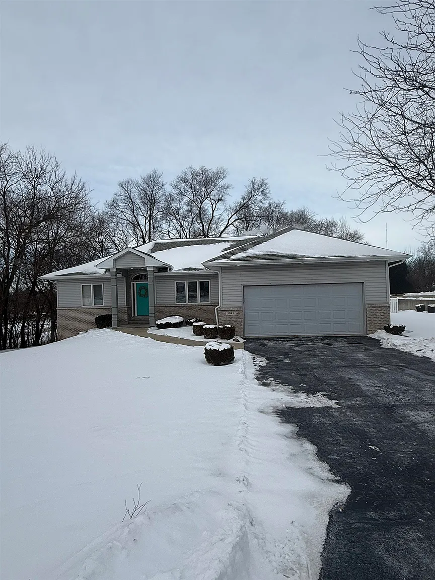 5048 Dynasty Ct photo 1