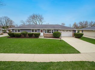 1809 Lincoln Ave, Crest Hill, IL 60403