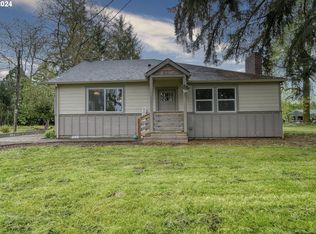 53698 McKay Dr, Scappoose, OR 97056