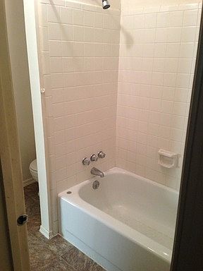 5th image of 3315 Regents Park Ln Unit C