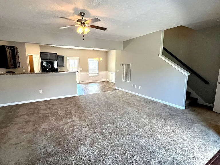 5305 Tony Lama Ln — Photo 4