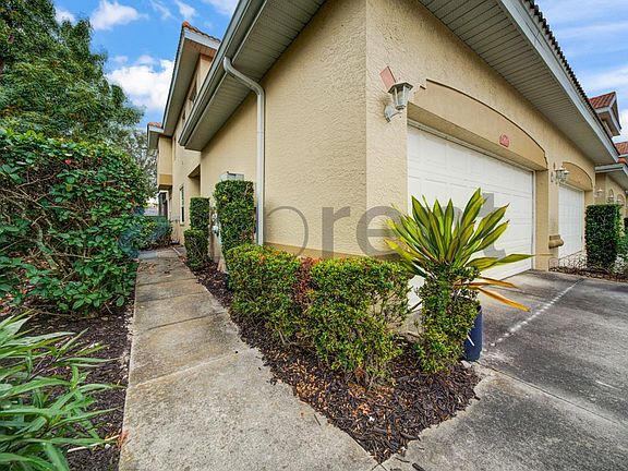 4th image of 5111 W Hyde Park Ct APT 201