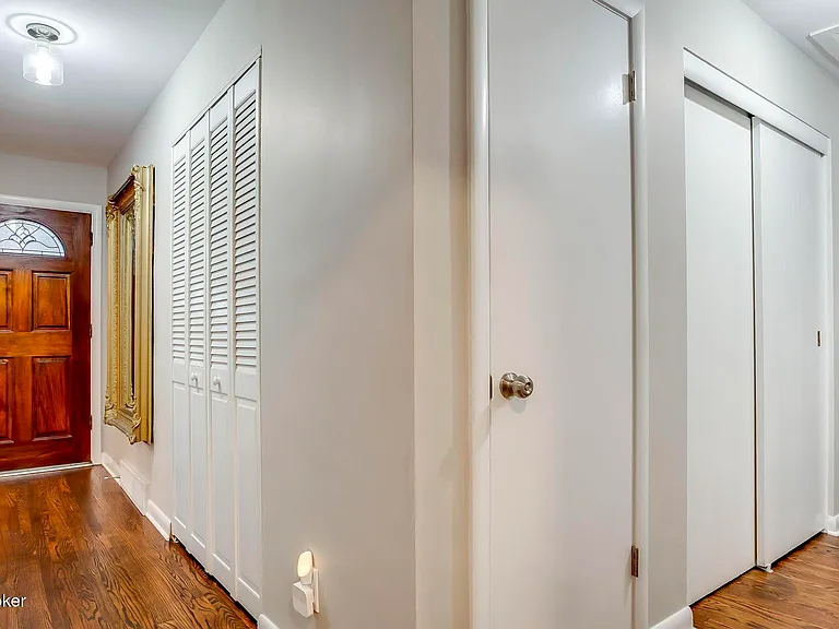3608 Hanover Rd — Photo 3