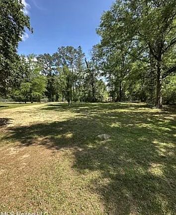 3rd image of 100 Gulf Camp Rd