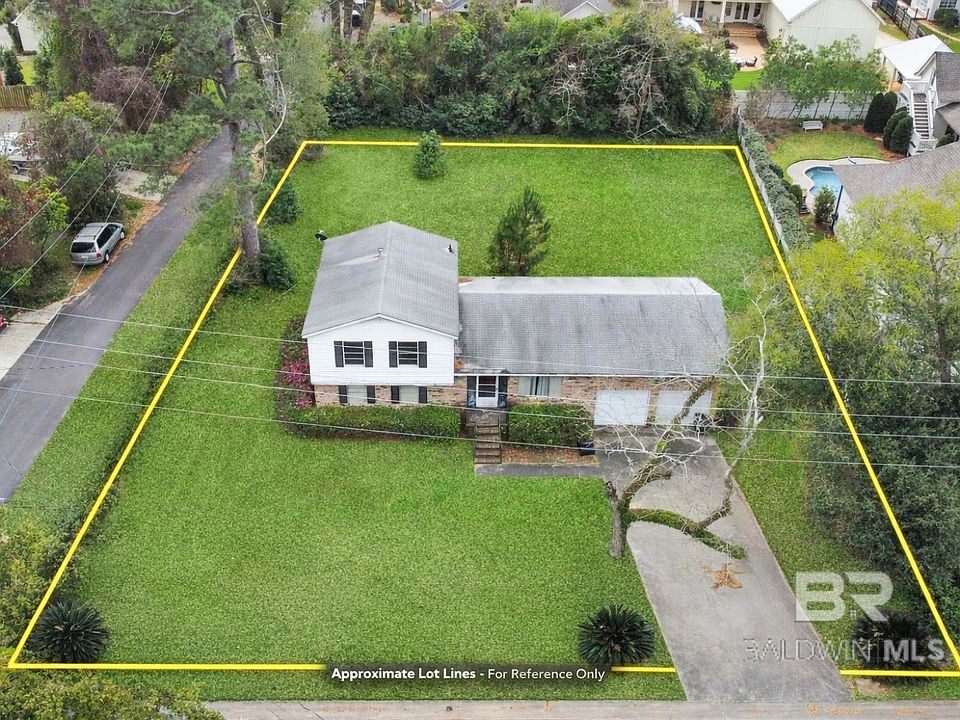 1st image of 110 Fig Ave