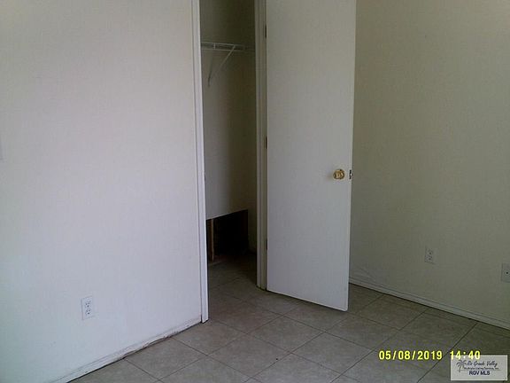 3rd image of 503 Amber Dr