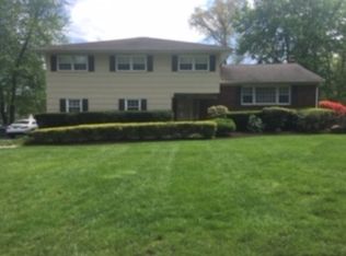 7220 Pine Tree Ln, Fairfield, AL 35064