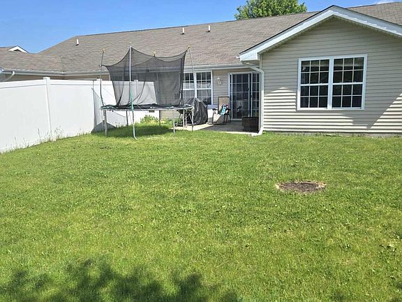 4th image of 1147 W 84th Dr