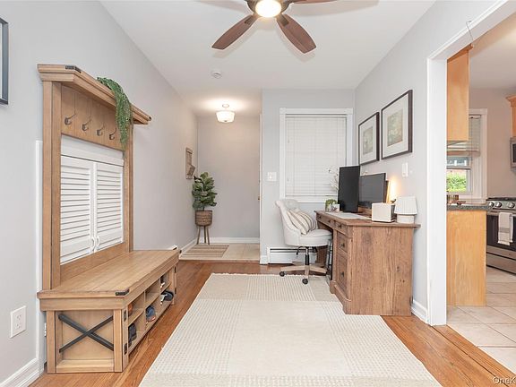 5th image of 10 Fieldstone Drive #333