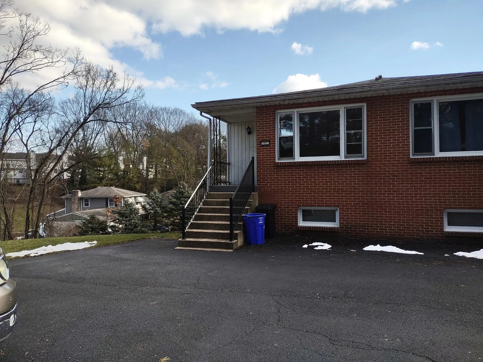 2 bed, 690 sqft, $1,250 — Photo 2