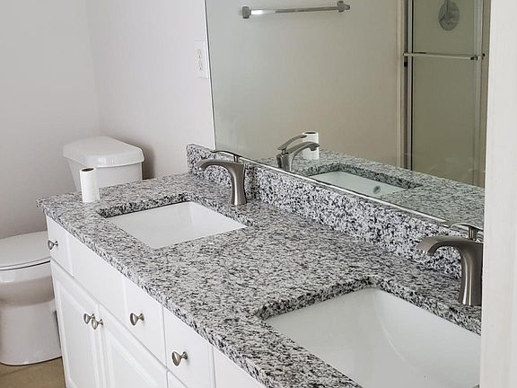 4th image of 1605 Westfield Ct