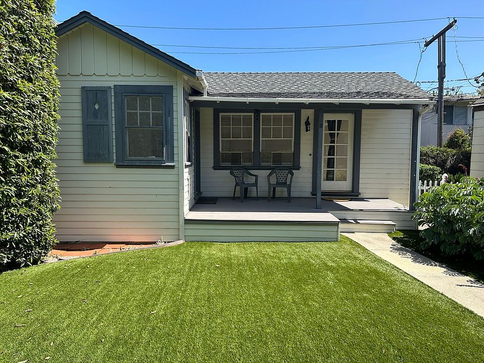 1st image of 1104 Capuchino Ave