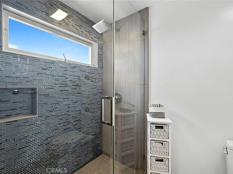 289 San Joaquin St — Photo 14