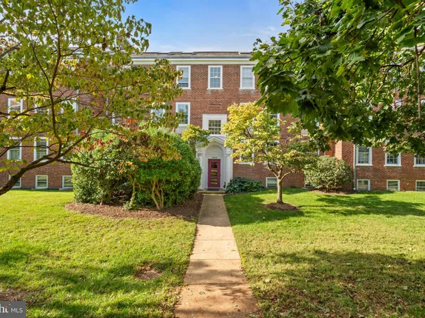 3864 Porter St NW APT C363, Washington, DC 20016