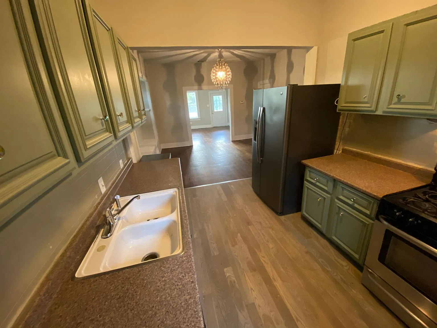1175 Springdale Rd — Photo 4