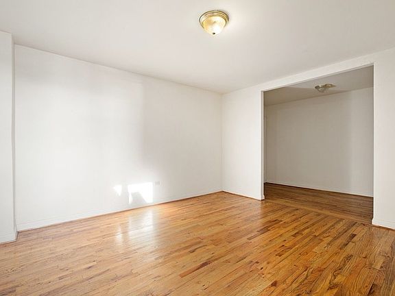 5th image of 3647 Broadway APT 4D
