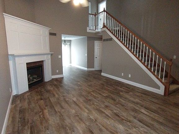 2nd image of 3515 Wilder Dr