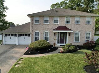 12 York Ct, Turnersville, NJ 08012