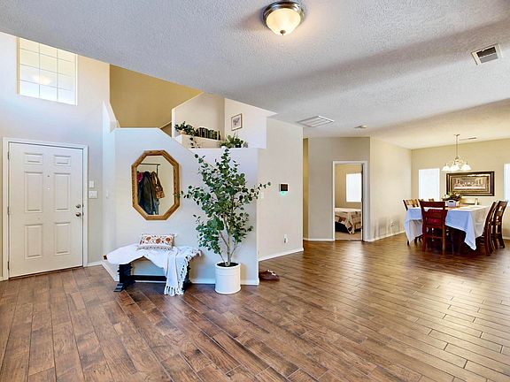 5th image of 2811 Porto St SW