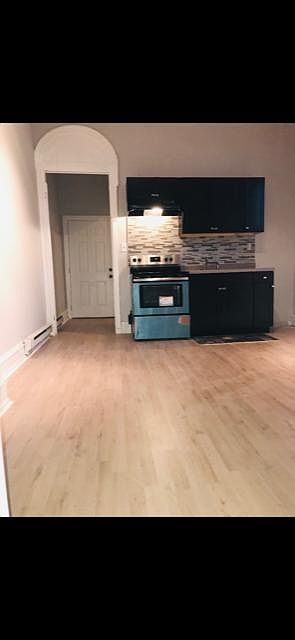 1st image of 1707 W Oxford St Floor 2