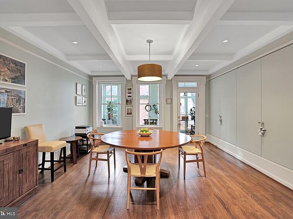 3rd image of 2230 Decatur Pl NW